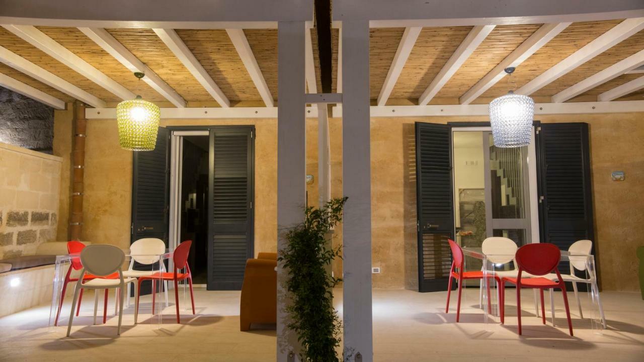 Le Suites Del Carrubo فافينانا المظهر الخارجي الصورة